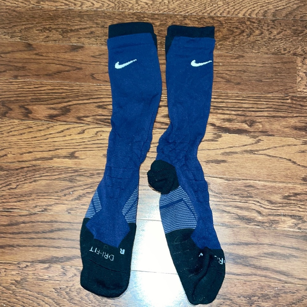 Nike dri fit padded socks XL